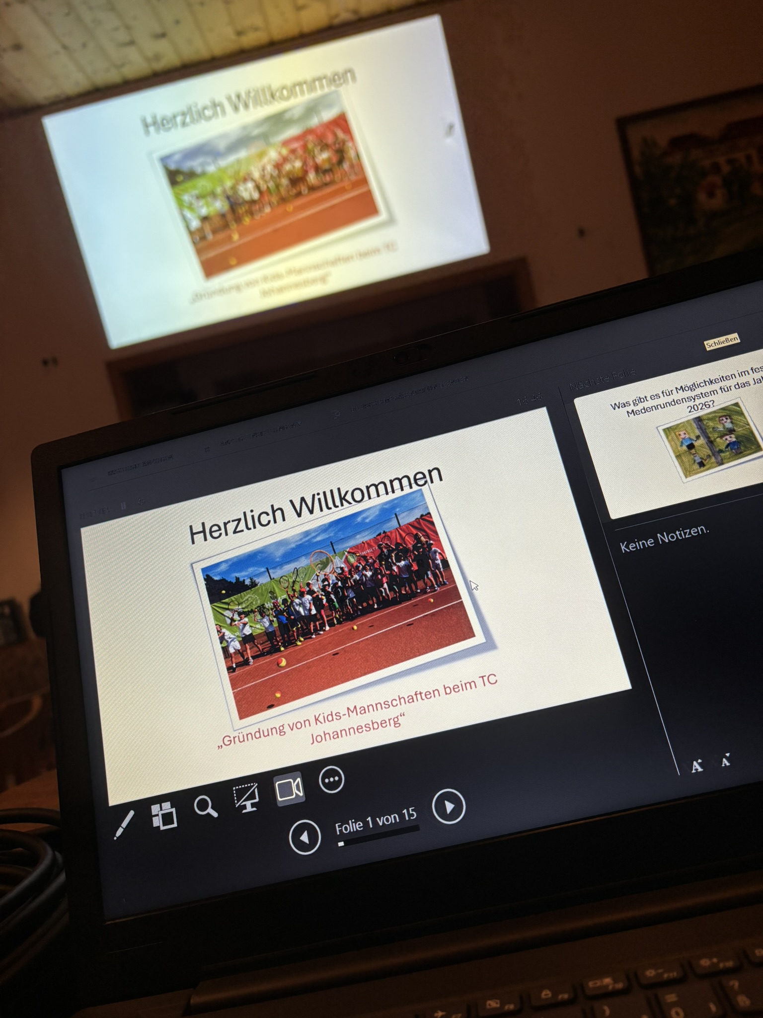 Computer mit Präsentation TC